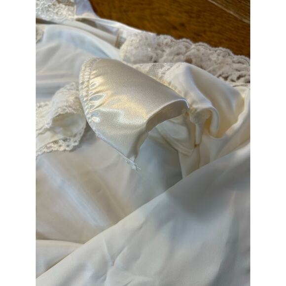 New! California Dynasty Satin Robe & Gown Set in Ivory Vintage Deadstock Sz M - Picture 4 of 6